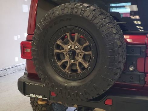 Used 2021 Jeep Wrangler Unlimited Rubicon w/ Dual Top Group image 11