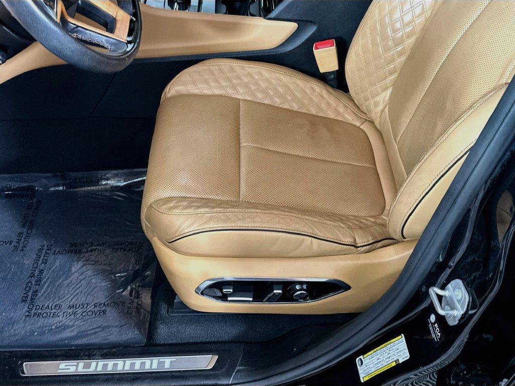 Certified 2023 Jeep Grand Cherokee Summit AWD/4WD image 31