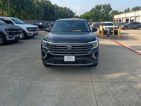 Used 2025 Volkswagen Atlas SE FWD image 5