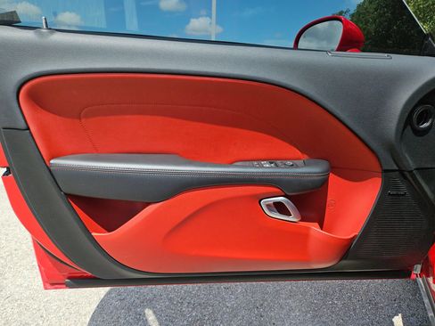 Used 2016 Dodge Challenger R/T Scat Pack RWD image 11