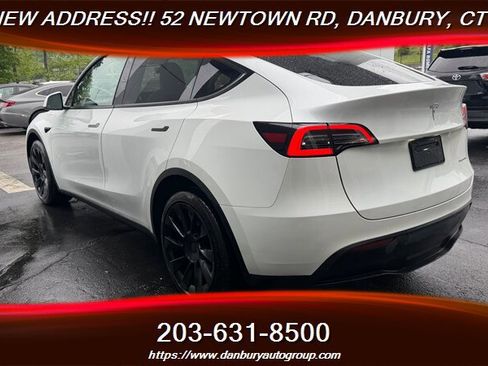 Used 2023 Tesla Model Y AWD image 3