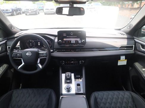 New 2026 Nissan Rogue Platinum AWD/4WD image 7