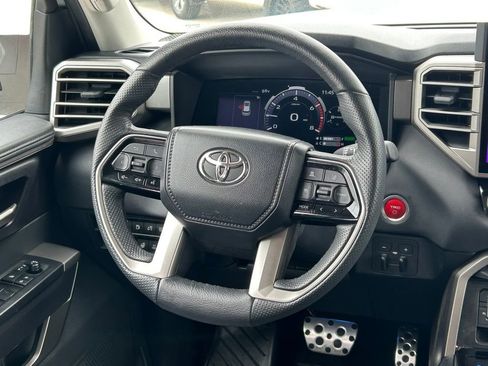 Used 2024 Toyota Sequoia SR5 w/ SR5 Premium Package AWD/4WD image 46