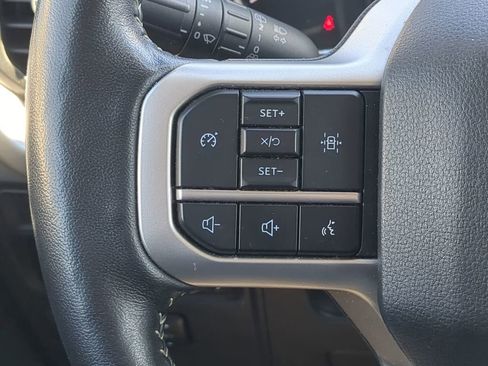 Used 2024 Ford Expedition XLT AWD/4WD image 31
