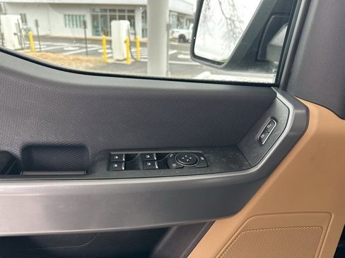 Used 2023 Ford F150 XLT image 14