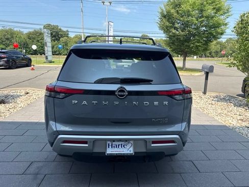 Used 2022 Nissan Pathfinder Platinum w/ Cargo Package AWD/4WD image 8