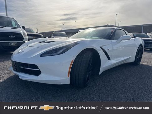 Used 2019 Chevrolet Corvette Stingray Coupe w/ 1LT image 3