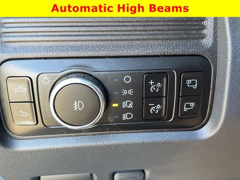 Used 2025 Ford F450 Platinum w/ FX4 Off-Road Package AWD/4WD image 25