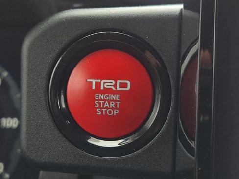 Used 2025 Toyota Tacoma TRD Off-Road w/ TRD Off Road Upgrade Package AWD/4WD image 23