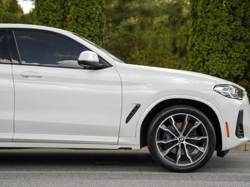 Used 2022 BMW X4 xDrive30i AWD/4WD image 9