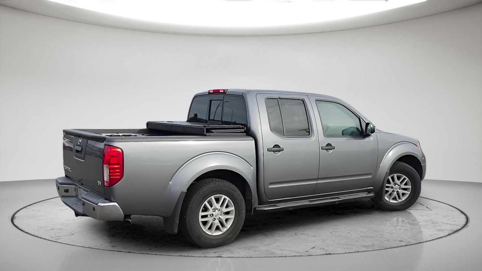 Used 2018 Nissan Frontier SV w/ Value Truck Package RWD image 6