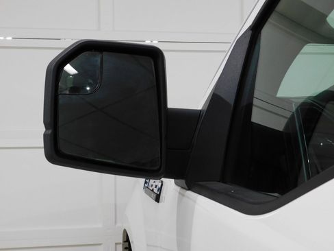 Used 2018 Ford F150 XLT w/ Heavy-Duty Payload Package image 29