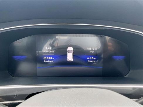 Used 2024 Volkswagen Tiguan SE image 25