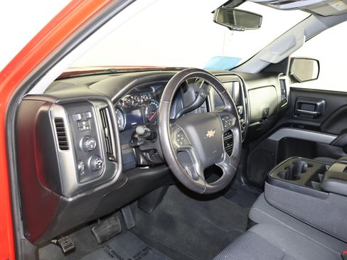 Used 2018 Chevrolet Silverado 1500 LT w/ All Star Edition image 40