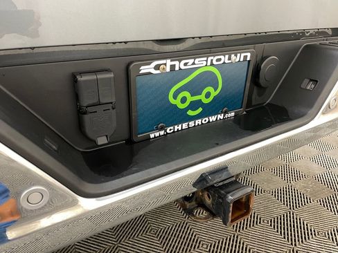 Used 2021 Chevrolet Silverado 1500 LTZ w/ Technology Package AWD/4WD image 49