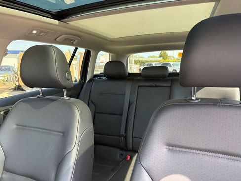 Used 2019 Volkswagen Golf Alltrack SE AWD/4WD image 22