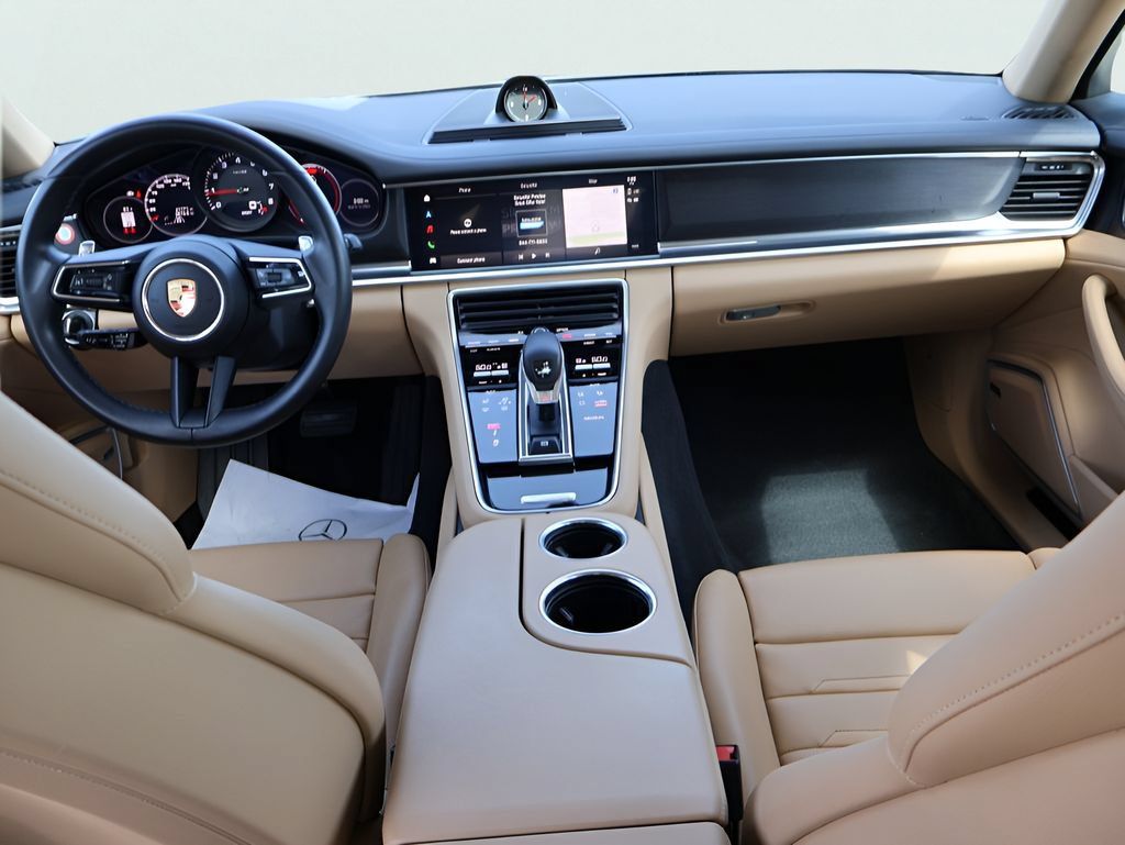 Used 2023 Porsche Panamera 4 Platinum Edition AWD/4WD image 17