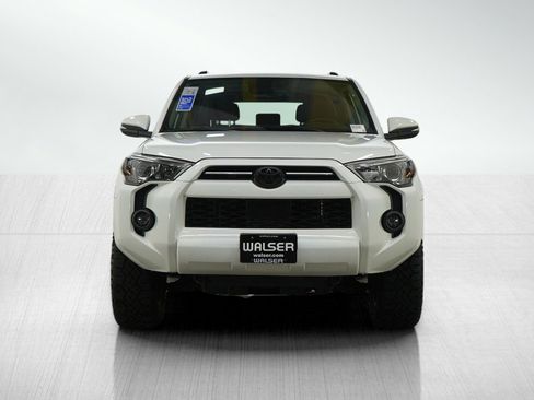 Used 2020 Toyota 4Runner SR5 Premium image 8