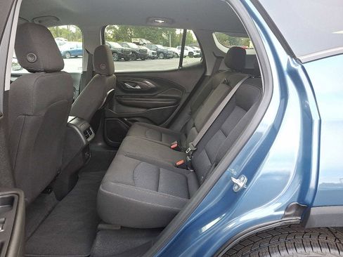 Certified 2024 GMC Terrain SLE image 10