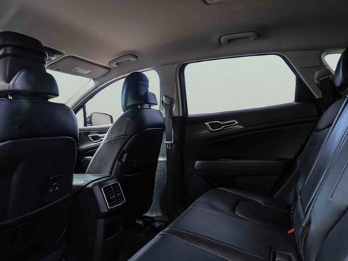 Certified 2023 Kia Sportage EX AWD/4WD image 22