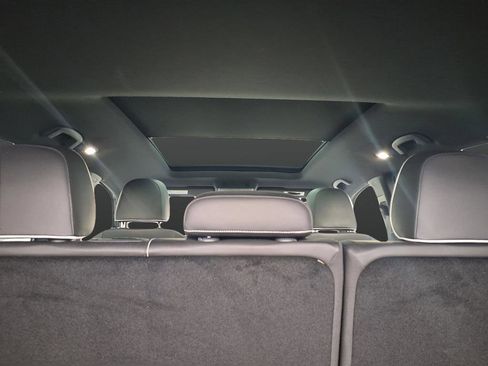 Used 2024 Volkswagen Atlas Cross Sport SEL Premium R-Line image 11