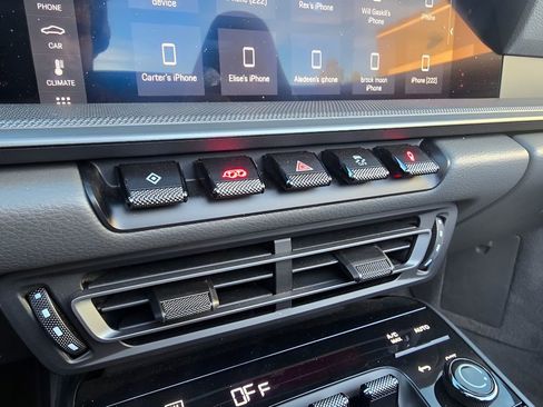 Used 2021 Porsche 911 Carrera 4S image 30