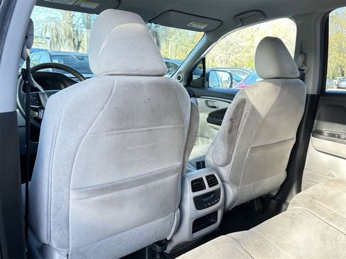 Used 2021 Honda Pilot EX image 22