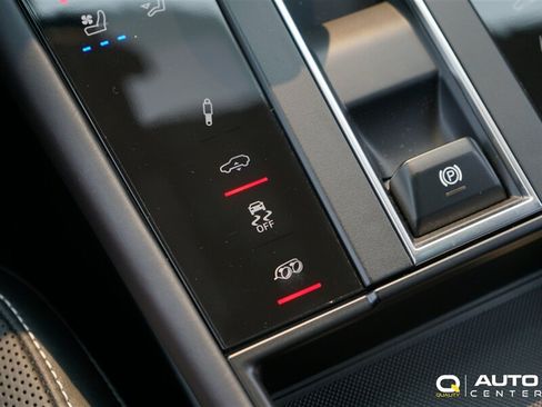 Used 2024 Porsche Macan GTS AWD/4WD image 29