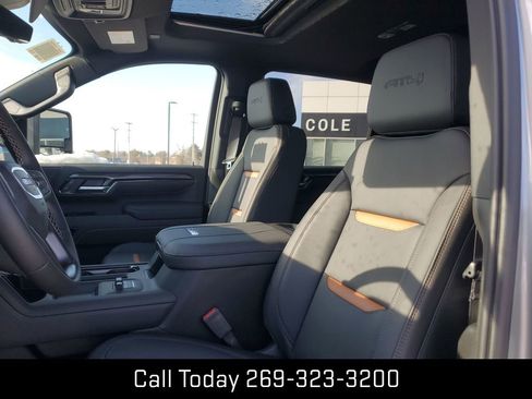 New 2026 GMC Sierra 2500 AT4 w/ AT4 Premium Plus Package image 13