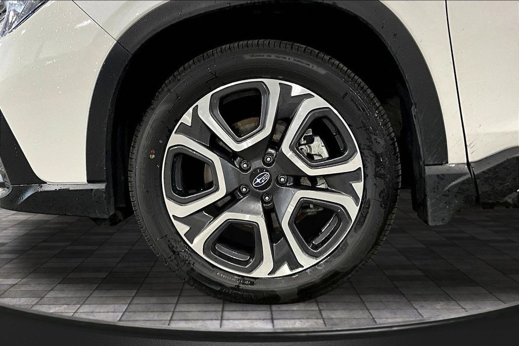 Used 2024 Subaru Ascent Limited AWD/4WD image 35