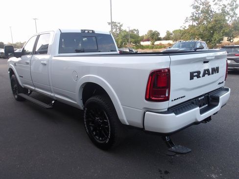 New 2026 RAM 2500 Limited image 6