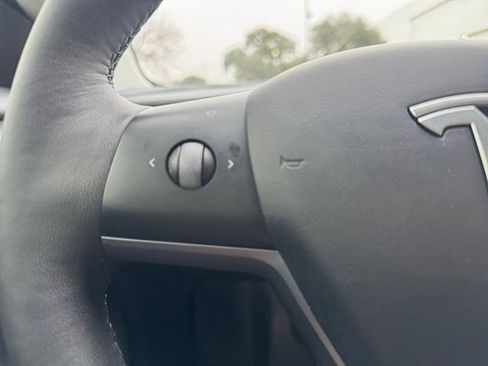 Used 2022 Tesla Model 3 Long Range image 6