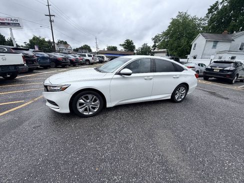 Used 2018 Honda Accord LX image 25
