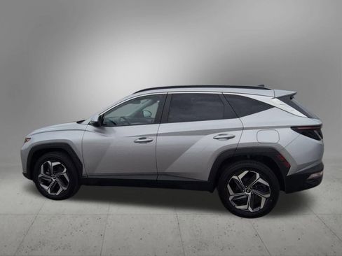 Used 2023 Hyundai Tucson SEL w/ Convenience Package AWD/4WD image 3