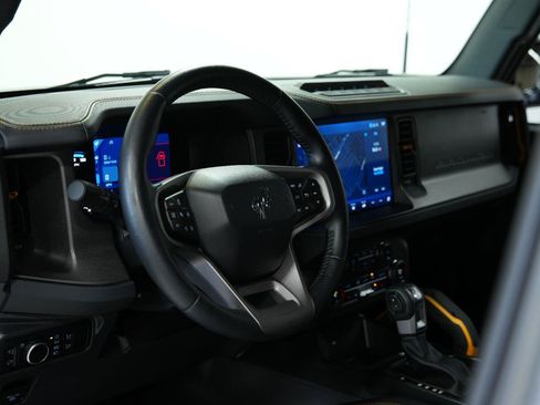 Used 2024 Ford Bronco Badlands AWD/4WD image 41