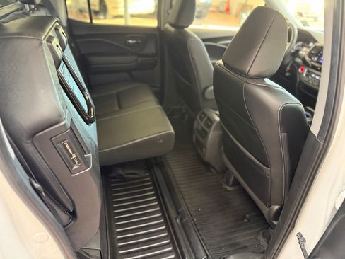 Used 2023 Honda Ridgeline RTL-E image 19