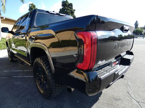 Used 2025 Toyota Tundra Limited image 12