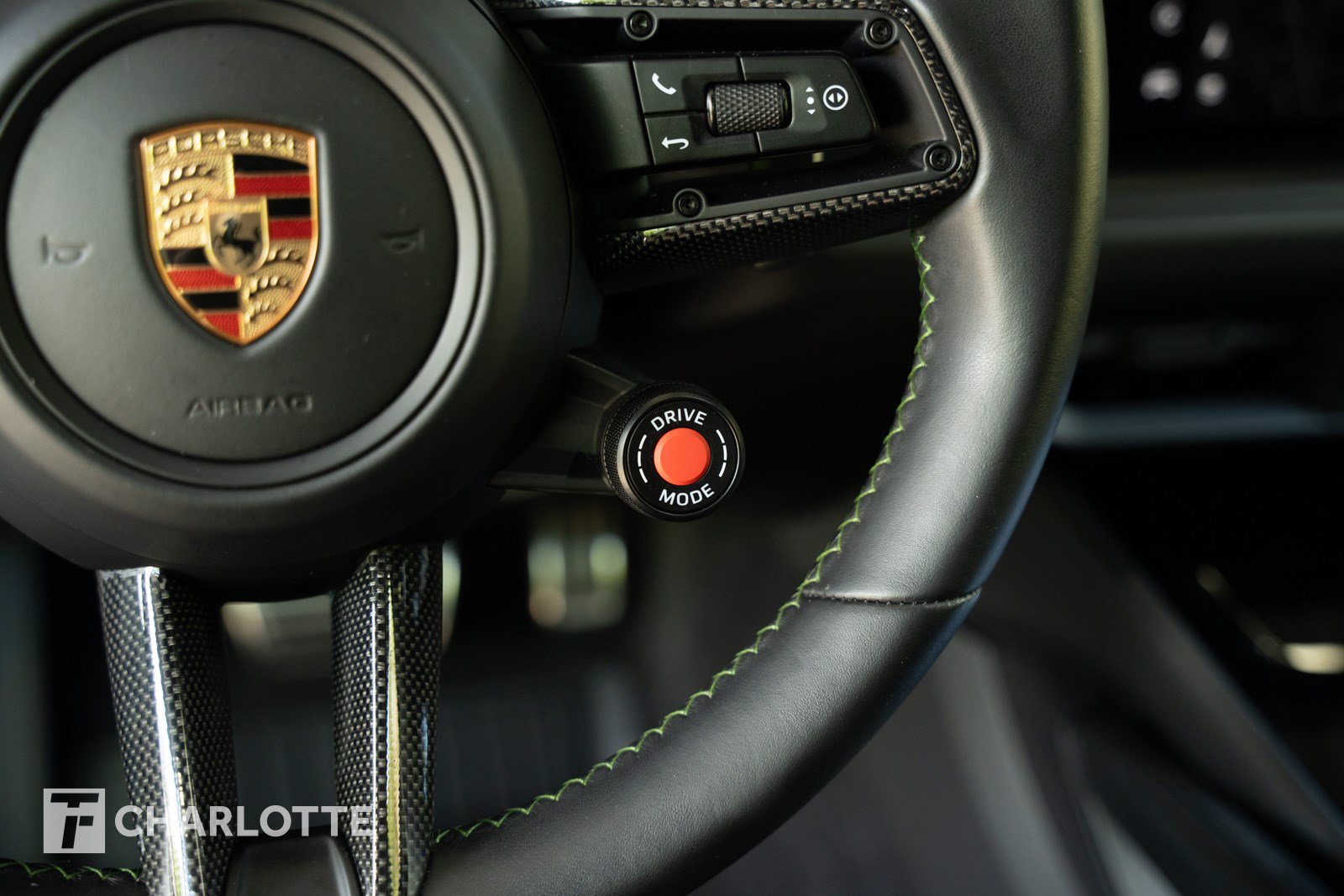 Used 2024 Porsche Cayenne Turbo GT AWD/4WD image 19
