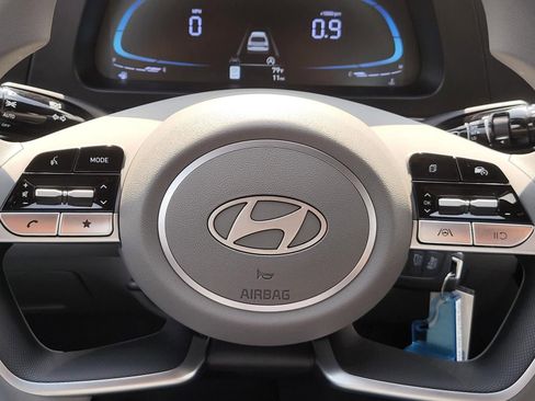 New 2026 Hyundai Elantra SE image 19
