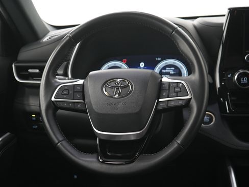 Used 2025 Toyota Highlander XSE AWD/4WD image 20