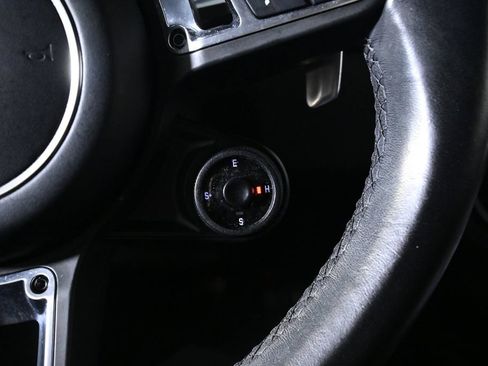 Certified 2022 Porsche Cayenne Turbo S AWD/4WD image 24