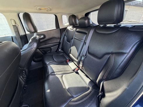 Used 2018 Jeep Compass Limited w/ Navigation Group AWD/4WD image 15