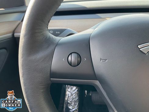 Used 2023 Tesla Model Y Long Range AWD/4WD image 42