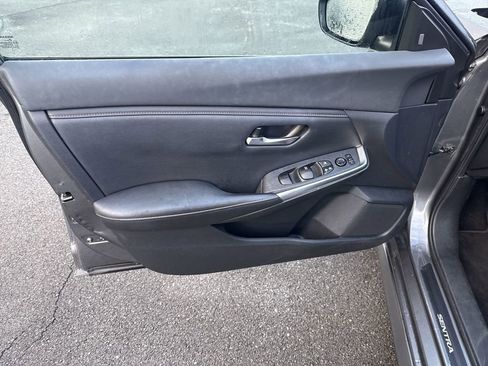 Used 2021 Nissan Sentra SR image 19