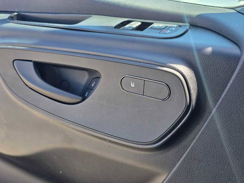 Used 2025 Mercedes-Benz Sprinter 2500 image 30