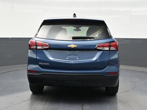 Used 2024 Chevrolet Equinox LS FWD image 4