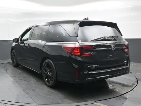Used 2025 Honda Odyssey Sport-L image 11