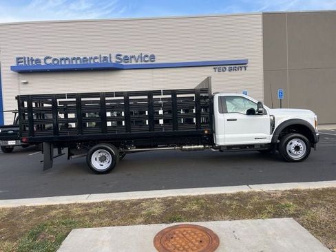 Used 2024 Ford F550 2WD Regular Cab Super Duty image 8
