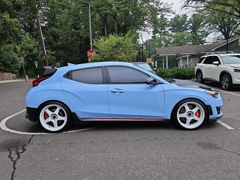 Used 2020 Hyundai Veloster N w/ Performance Package FWD image 7