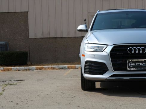 Used 2016 Audi Q3 2.0T Prestige w/ Prestige Package AWD/4WD image 3